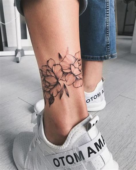 tatuagem íntima|5 lugares mais sensuais (e discretos) para uma mulher se tatuar:。